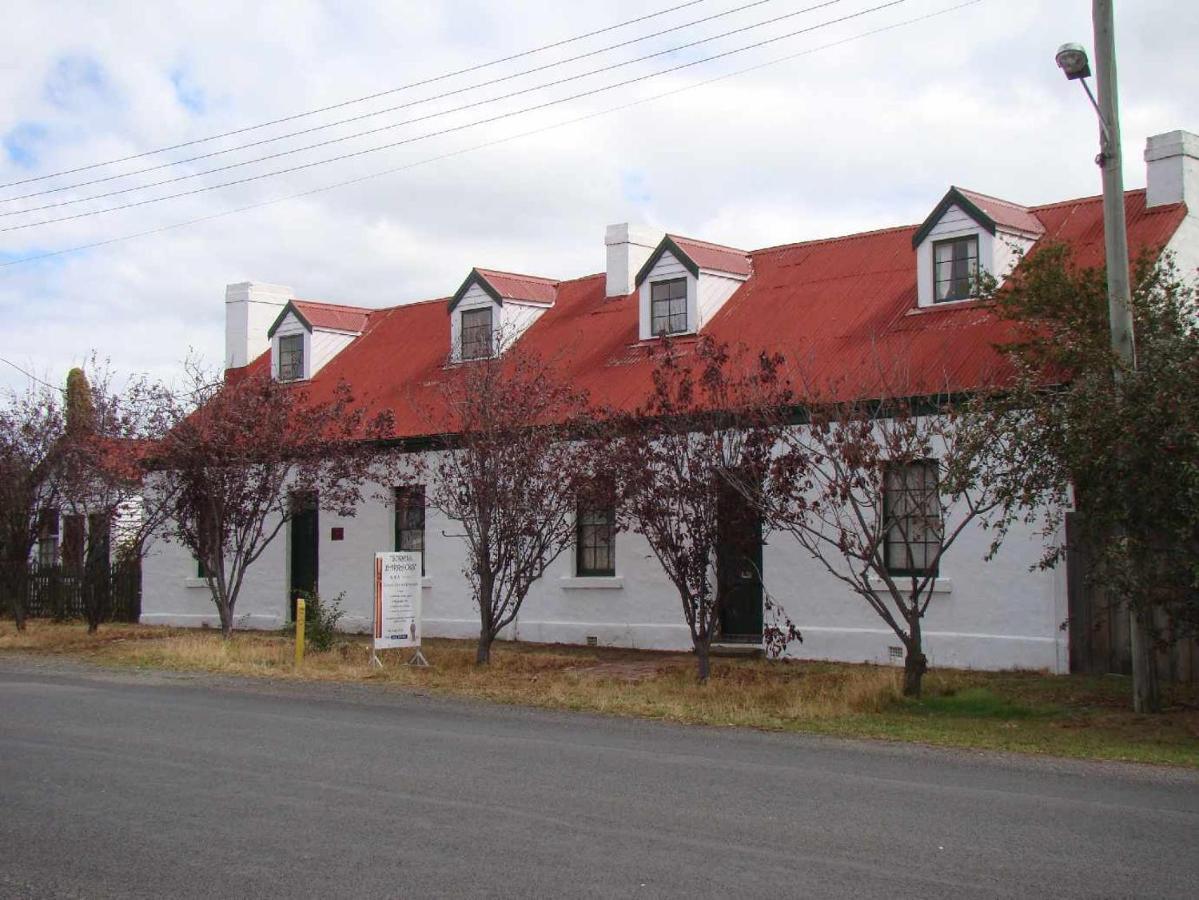 Sorell Barracks Ngoại thất bức ảnh
